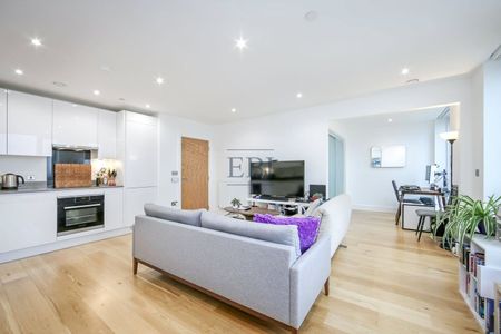 Sky View Tower, 12 High Street, E15 2GT - Photo 3