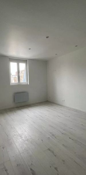 Appartement 1 pièce à louer au coeur de Saint Quentin - Photo 1