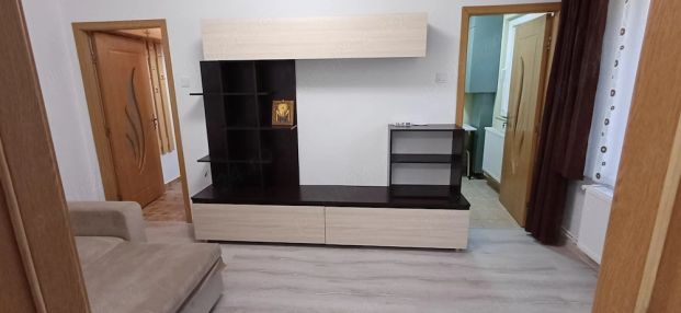 Apartament 2 camere, zona Tatarasi - Photo 1