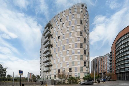 Columbia West Apartments, Biscayne Avenue, E14 - Photo 4