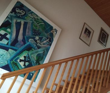 4.5-room maisonette apartment with private suite Located in the cen... - Photo 3