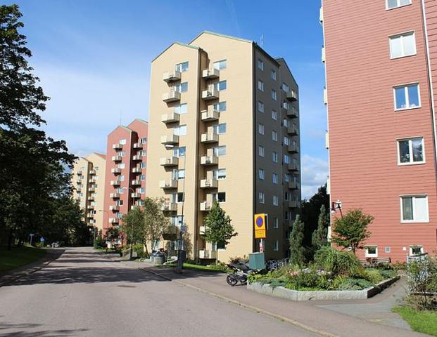 Syster Estrids gata 13 - Foto 1