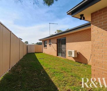 51A Womra Crescent Glenmore Park - Photo 4