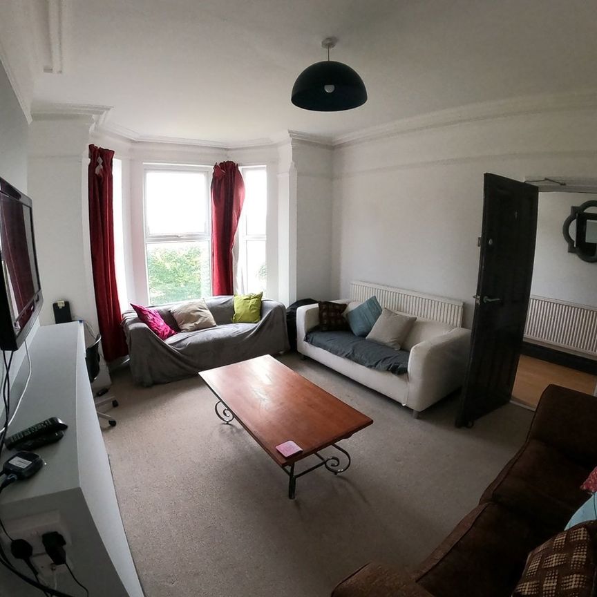 Room in a Shared House, Woodborough Road, NG3 - Photo 1