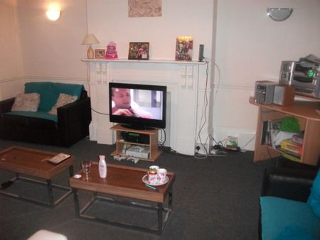 6 Bed Villa Terrace - Stockton - Photo 2