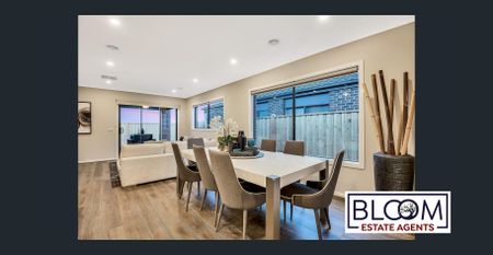 A stunner of a home in Mt Atkinson! (New Truganina) - Photo 5