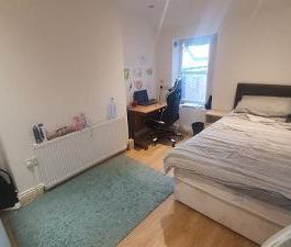 7 bedroom terraced house to rent - Photo 4