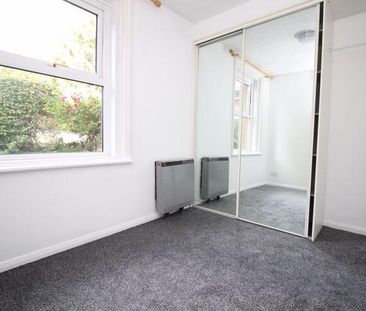 1 bedroom ground floor flat to rent - Photo 4