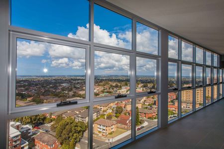 Modern Apartment with Stunning Views in the Heart of Hurstville - Photo 3