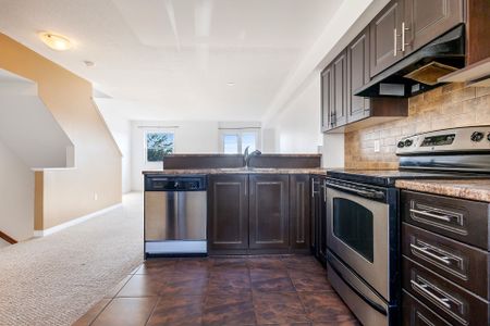 For Lease - 566 Simran Private, Barrhaven, Ontario - Photo 2