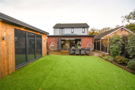 Cornfield Close, CH66 2YU, Ellesmere Port - Photo 4