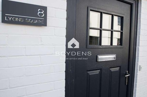 Lyons Square, Silver End, Witham, CM8 - Photo 1