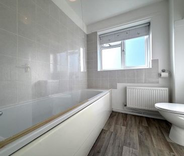 2 bedroom detached bungalow to rent - Photo 5