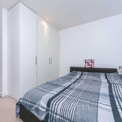 1 bedroom property to rent in London - Photo 1