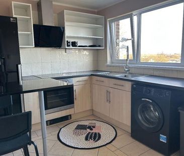 1 bedroom in a flat share to rent - Photo 6