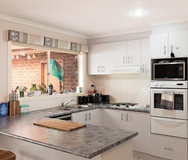 Family Home - Quiet Court, near Fed Uni - Photo 6