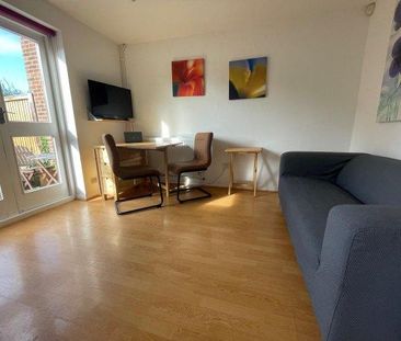 3 bedroom house share to rent - Photo 1