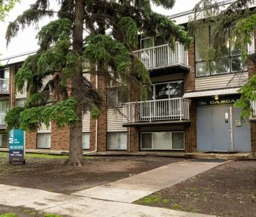 Cascade Manor | 10615 111 Street NW, Edmonton - Photo 1