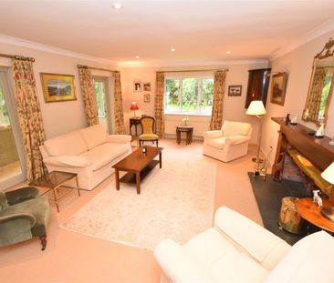 Puddington Lane, Burton - Photo 1