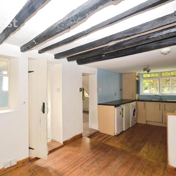2 bedroom end of terrace house to rent - Photo 1