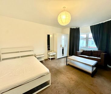 Sevington Road, Hendon, NW4 - Photo 4