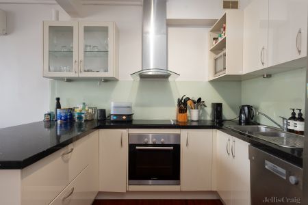 38/343 Beaconsfield Parade, St Kilda West - Photo 3