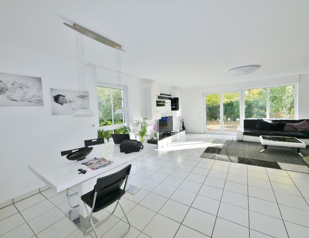 Komfortable, familienfreundliche Doppelhaushälfte in bester Lage von Mettmann-Metzkausen - Photo 1