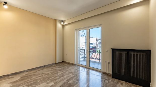 Μεζονέτα για ενοικίαση Άγιος Γεώργιος (Νίκαια) - Photo 1
