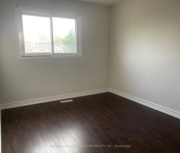 For Lease - 5 Trawley Crescent, Ajax, Ontario - Photo 4