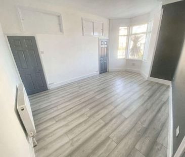 Victoria Road East, Hebburn, Tyne and Wear, NE31 1XG - Photo 6