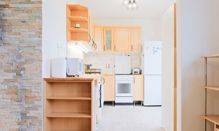 2+kk, ulica Astrová, Bratislava - Photo 3