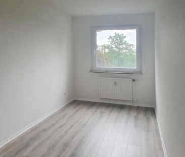 Top renoviert! Familienfreundliche 4 Zimmer Wohnung in Sankt Augustin! - Photo 3