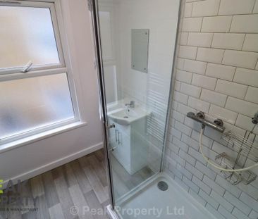 1 bedroom in a house share to rent - Photo 3