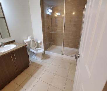For Lease - 211 Symington Avenue, Oshawa, Ontario - Photo 3