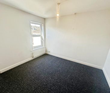 3 bedroom house to rent - Photo 3