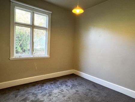 16 Newcastle Street, Phillipstown - Photo 2