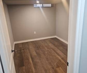 2 BEDROOM BASEMENT - Photo 3