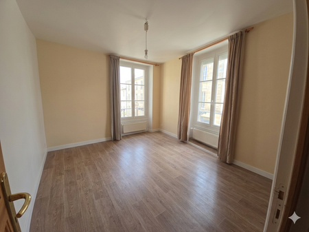 Location Appartement 2 pièces 64m² FONTAINEBLEAU 77300 - Photo 5