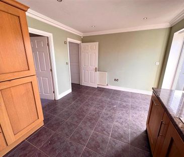 2 bedroom house to rent - Photo 3