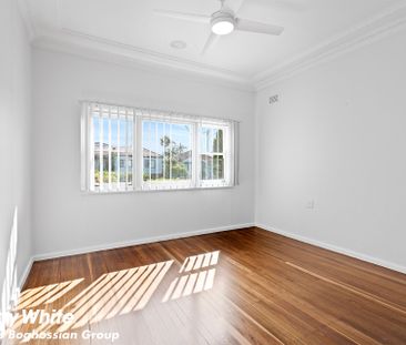 FAMILY HOME - PERFECT LOCATION - Photo 5