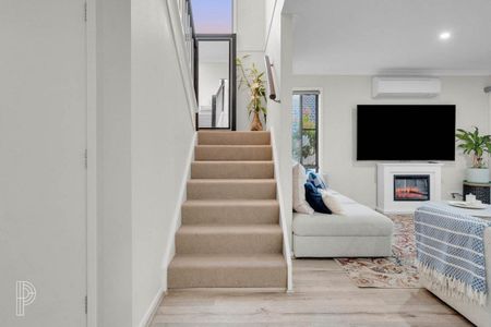 16 Capricorn Street, Springfield Lakes QLD 4300 - House For Rent | Domain - Photo 3