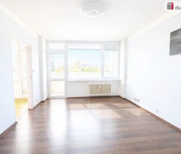 Pronájem zrekonstruovaného bytu v lukrativní části Ústí nad Labem v... - Photo 2