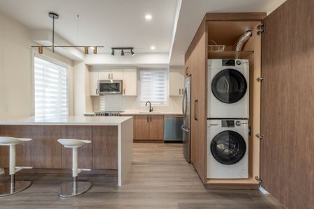 For Lease - 2339 Awenda Drive Unit# A, Oakville, Ontario - Photo 5