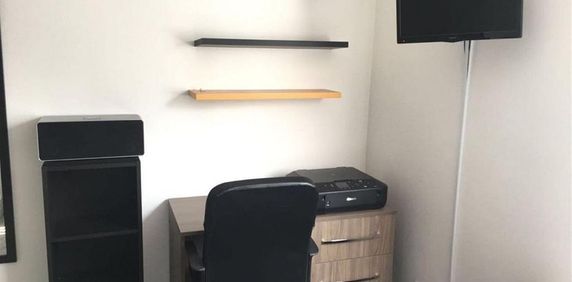 11 FLORENCE BUILDINGS - Photo 2