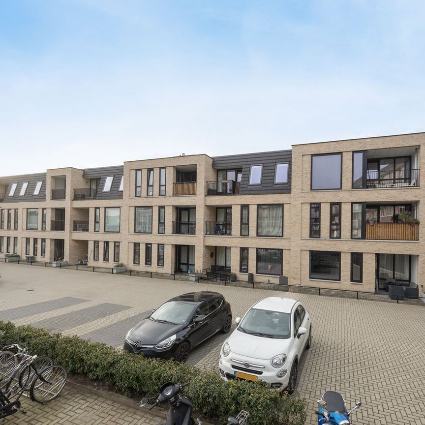 Appartement te huur: Hulsdonksestraat 11-D 4703 AP Roosendaal - Photo 1
