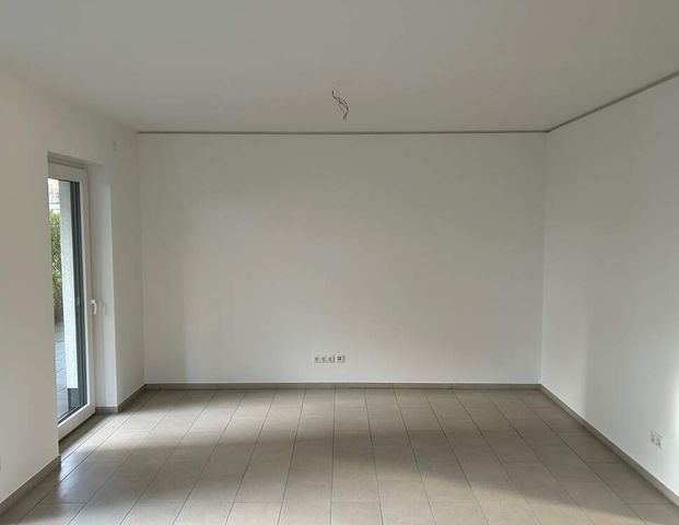 Repräsentative 3 Zimmer-Erdgeschoss-Wohnung mit ca. 124,50 m² im Kronenviertel zu vermieten - Photo 1
