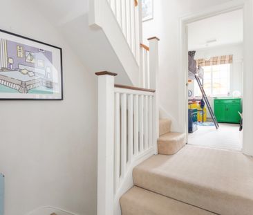 4 bedroom terraced house to rent - Photo 4