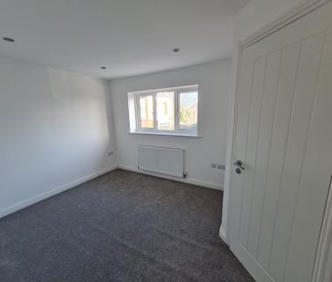 Thompson Terrace, Doncaster, Askern - Photo 6