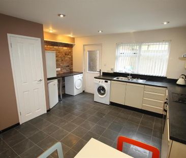 8 Red Row, Ballynahinch, BT24 8BQ - Photo 6