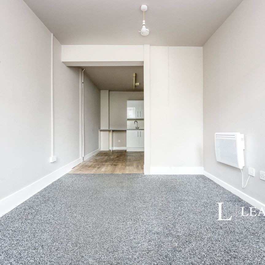 2 bedroom apartment to rent Duncombe Street, Bletchley, Milton Keynes, MK2 - Photo 1